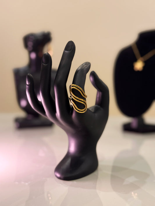 Wave Curve Gold Ring